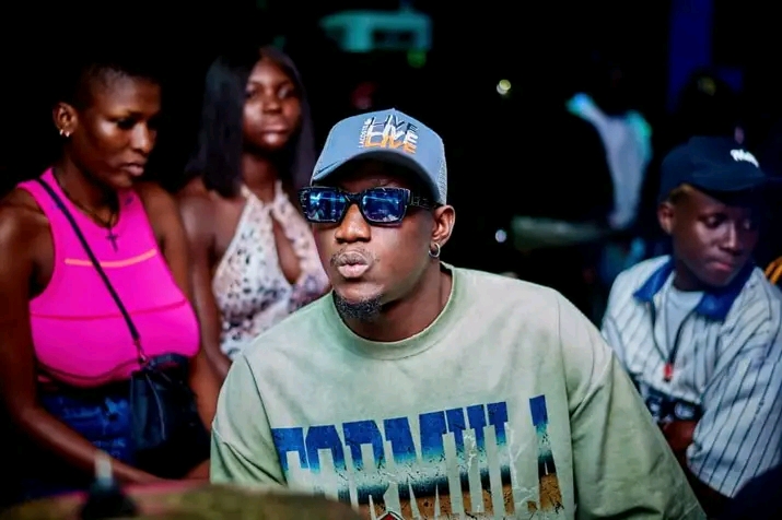 Caploux Sets the Internet Ablaze with Electrifying New Single “Wayo Allah”